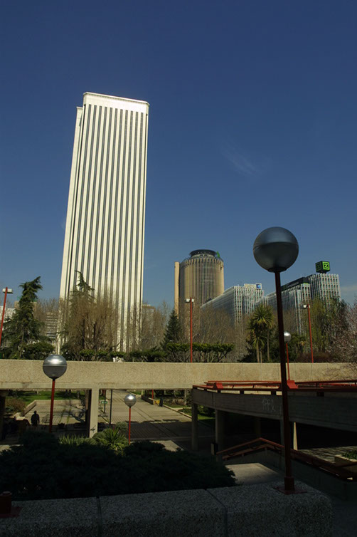 118-1806_IMG